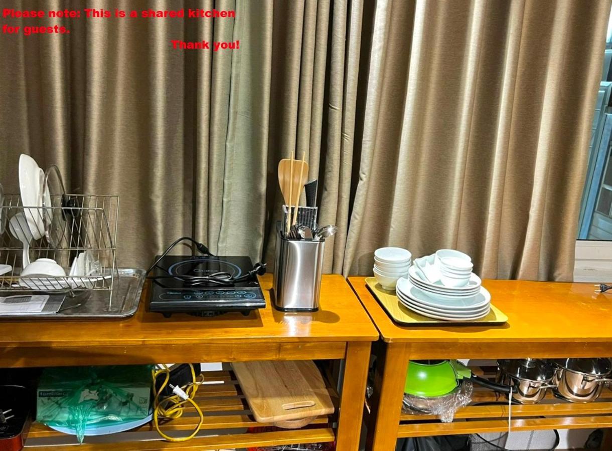 Nice Room Located Right Next To The Old Quarter Can Phong Nhieu Anh Sang Tai Ngay Gan Pho Di Bo Ho Guom Hanoi Exterior photo